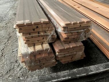 BARDAGE RED CEDAR FAUX CLAIR VOIE PAS CHER